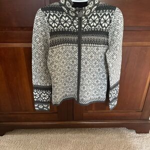 Elegant Nordic Pattern Women's Cardigan
